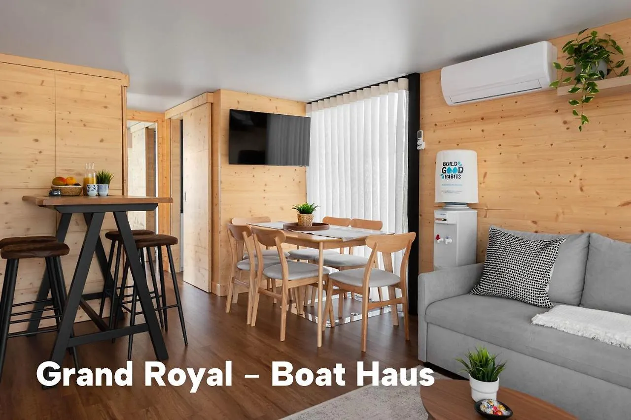 Bådhotel Boat Haus - Casas Flotantes Frente A Gibraltar Hotel La Línea de la Concepción