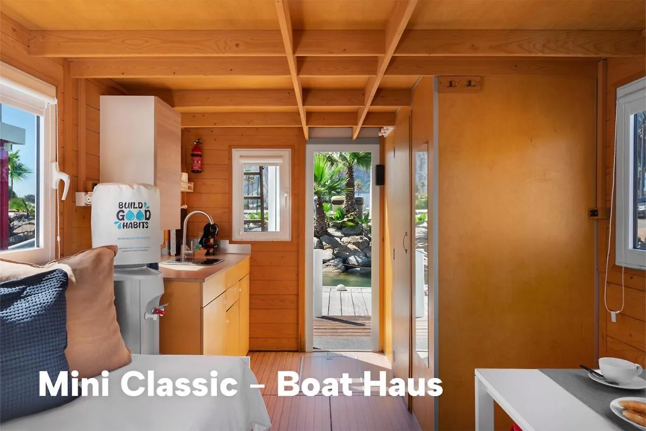 Boat Haus - Casas Flotantes Frente A Gibraltar Hotel La Línea de la Concepción Bådhotel