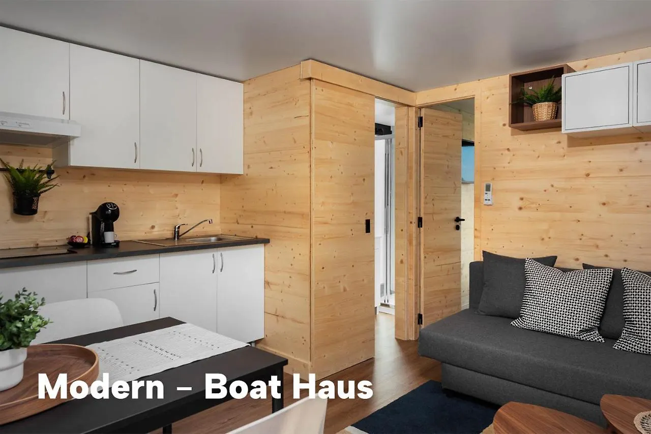 Boat Haus - Casas Flotantes Frente A Gibraltar Hotel La Línea de la Concepción Bådhotel