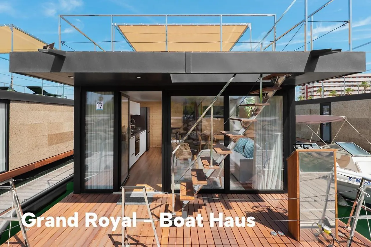 Boat Haus - Casas Flotantes Frente A Gibraltar Hotel La Línea de la Concepción