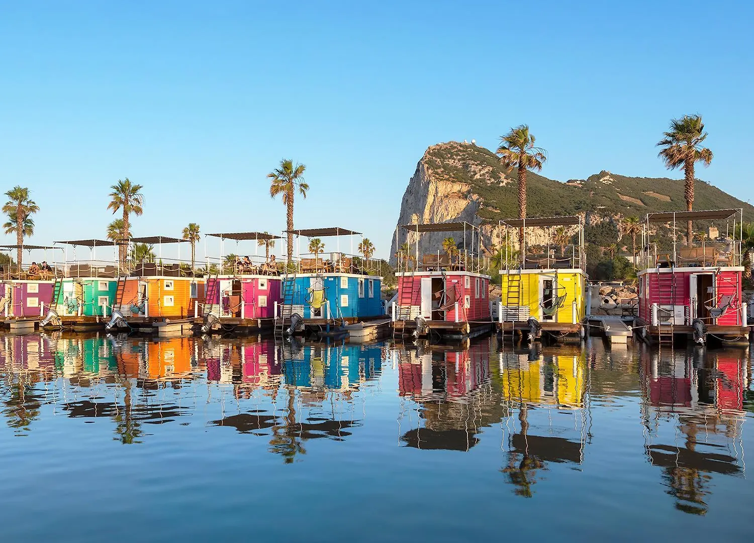 Boat Haus - Casas Flotantes Frente A Gibraltar Hotel La Línea de la Concepción